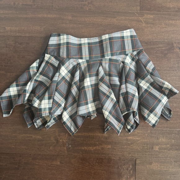 Punk Revival Mini Skirt - Picture 3 of 3